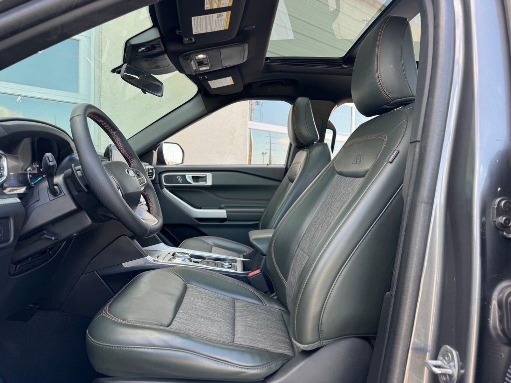 used 2022 Ford Explorer car, priced at $35,061