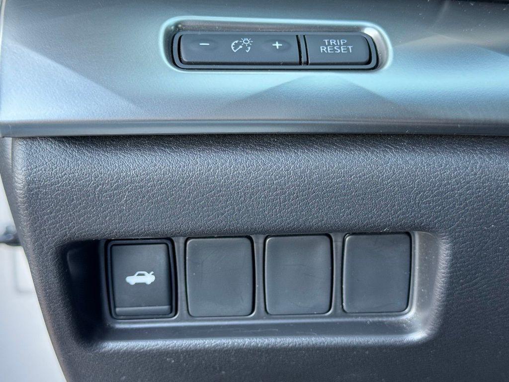 used 2023 Nissan Maxima car, priced at $23,591
