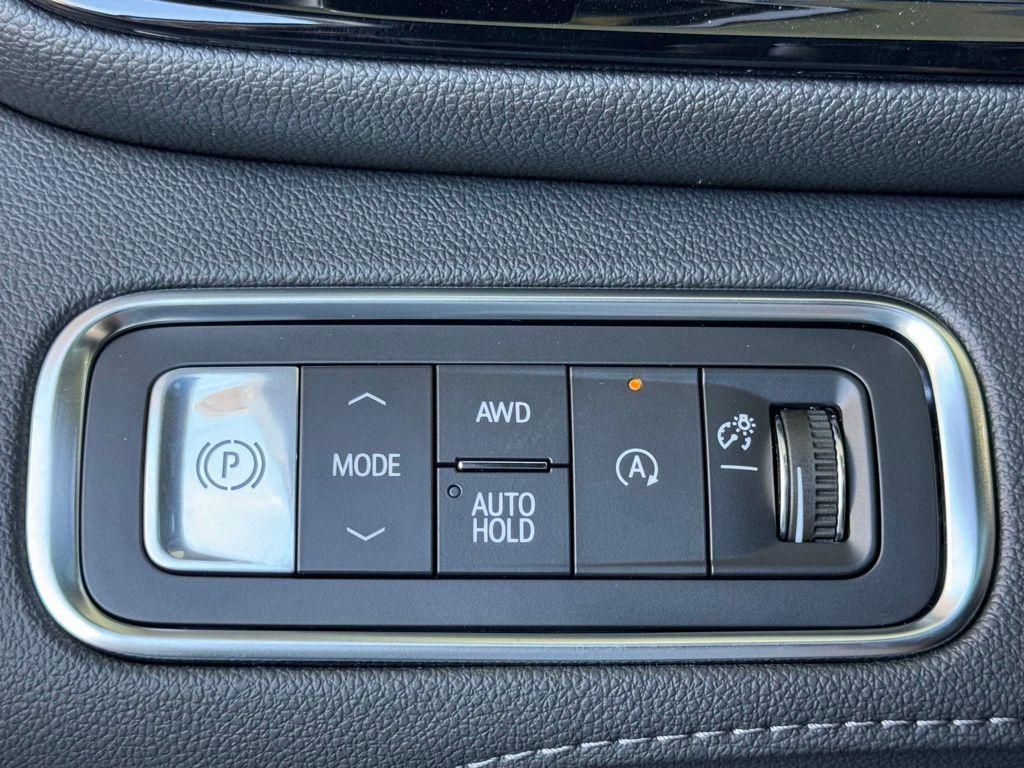 used 2026 Buick Enclave car, priced at $636,570