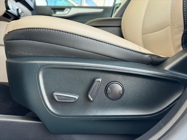 used 2022 Ford Escape car, priced at $23,448
