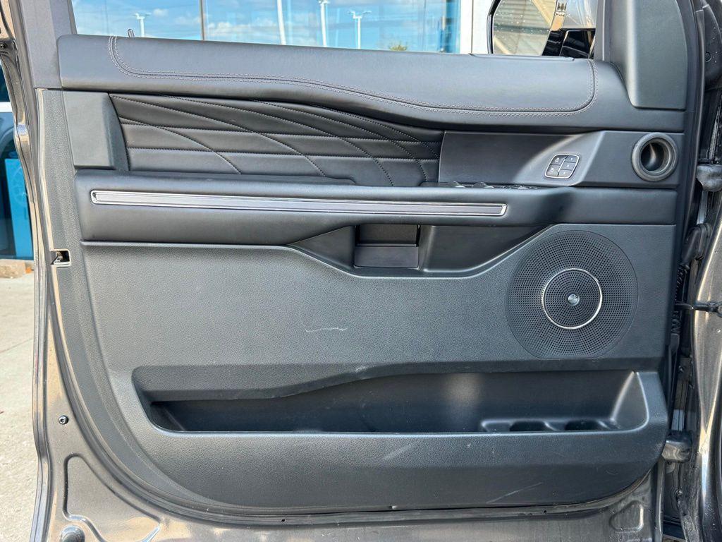 used 2020 Ford Expedition car, priced at $34,223