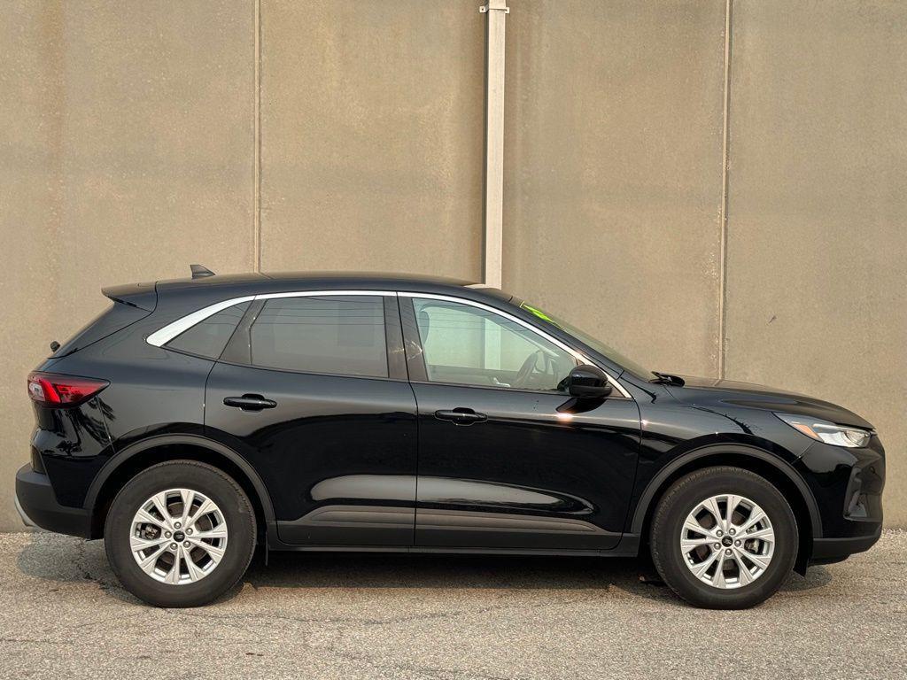 used 2023 Ford Escape car, priced at $23,000