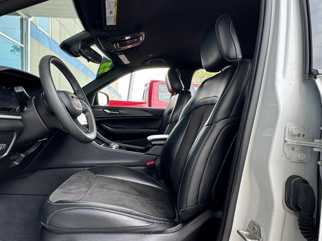 used 2023 Jeep Grand Cherokee L car, priced at $29,000