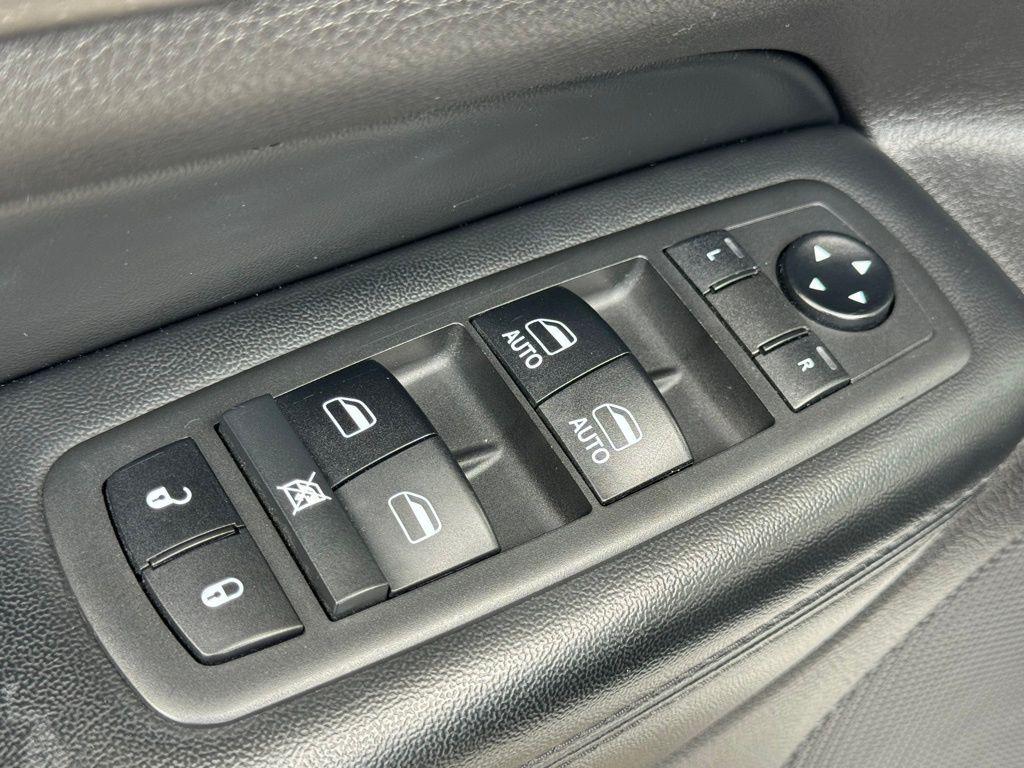 used 2018 Jeep Grand Cherokee car, priced at $14,494