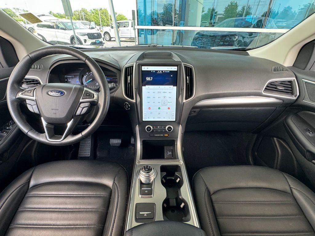 used 2022 Ford Edge car, priced at $24,000