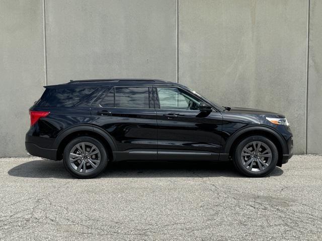 new 2024 Ford Explorer car, priced at $43,600
