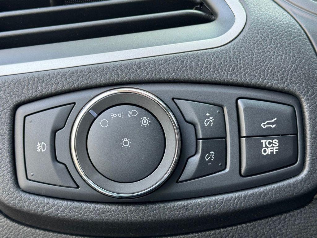 used 2022 Ford Edge car, priced at $24,391