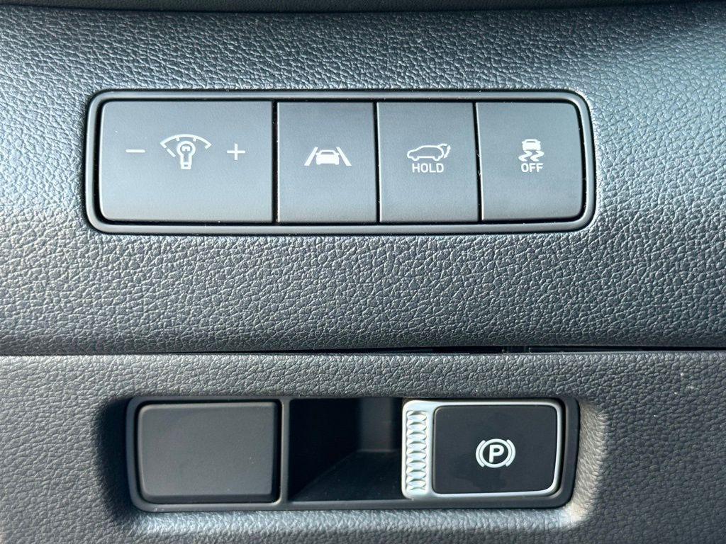 used 2023 Hyundai Santa Fe car, priced at $24,188