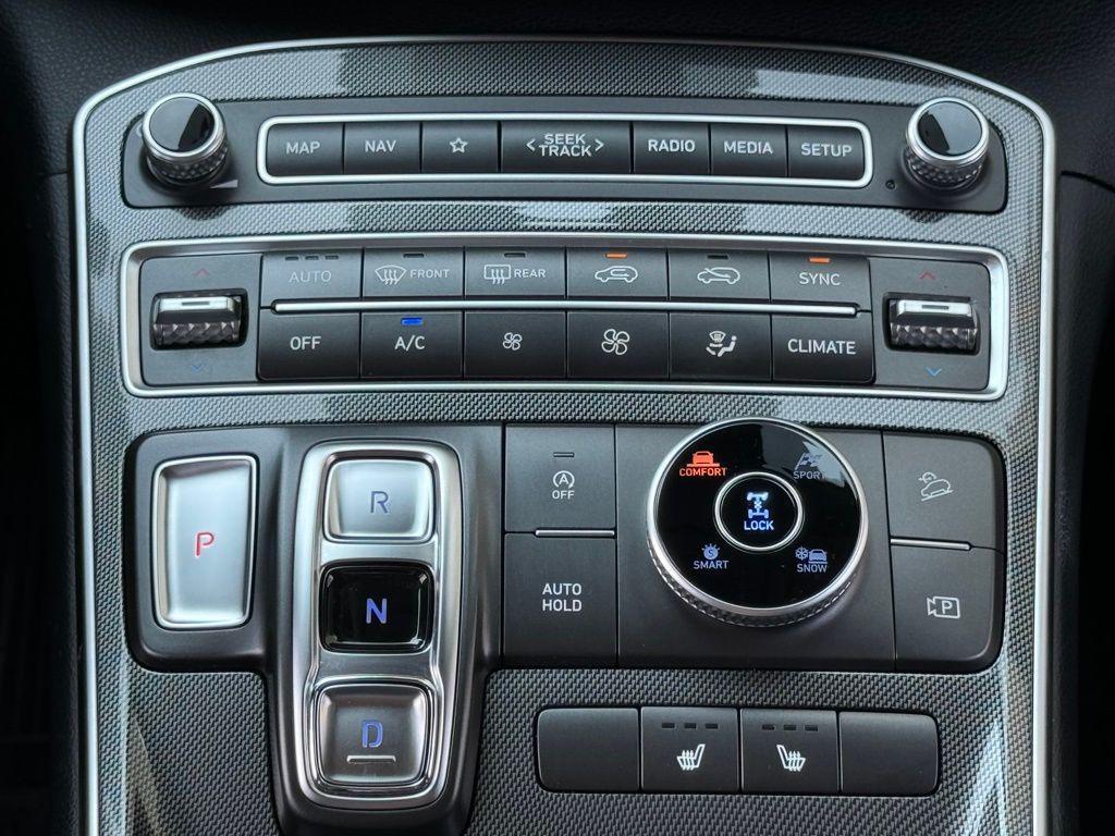 used 2023 Hyundai Santa Fe car, priced at $24,188