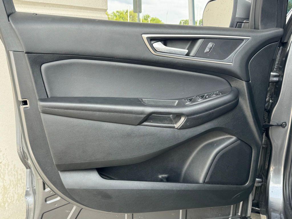 used 2022 Ford Edge car, priced at $26,570