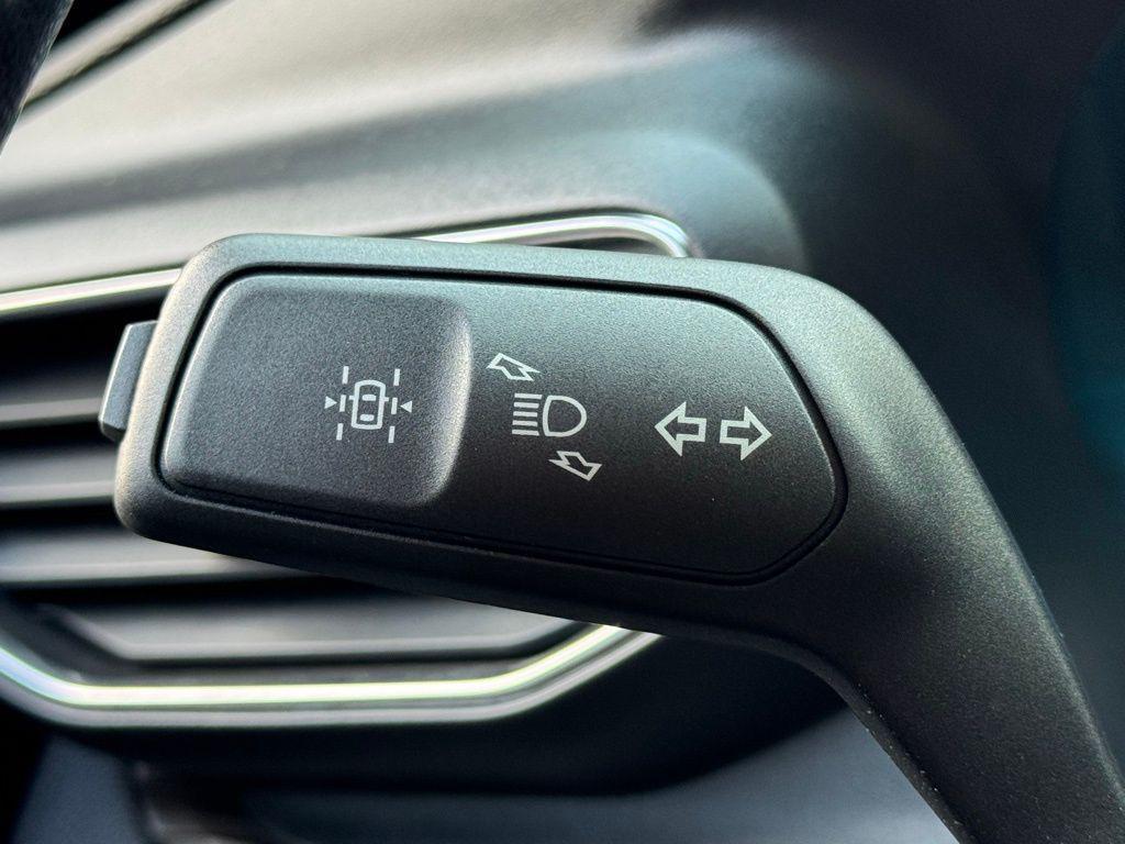 used 2022 Ford Explorer car, priced at $34,381