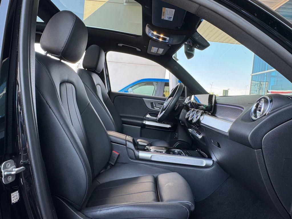 used 2023 Mercedes-Benz GLB 250 car, priced at $32,391