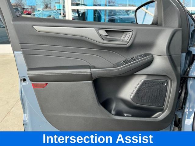 new 2025 Ford Escape car, priced at $30,500