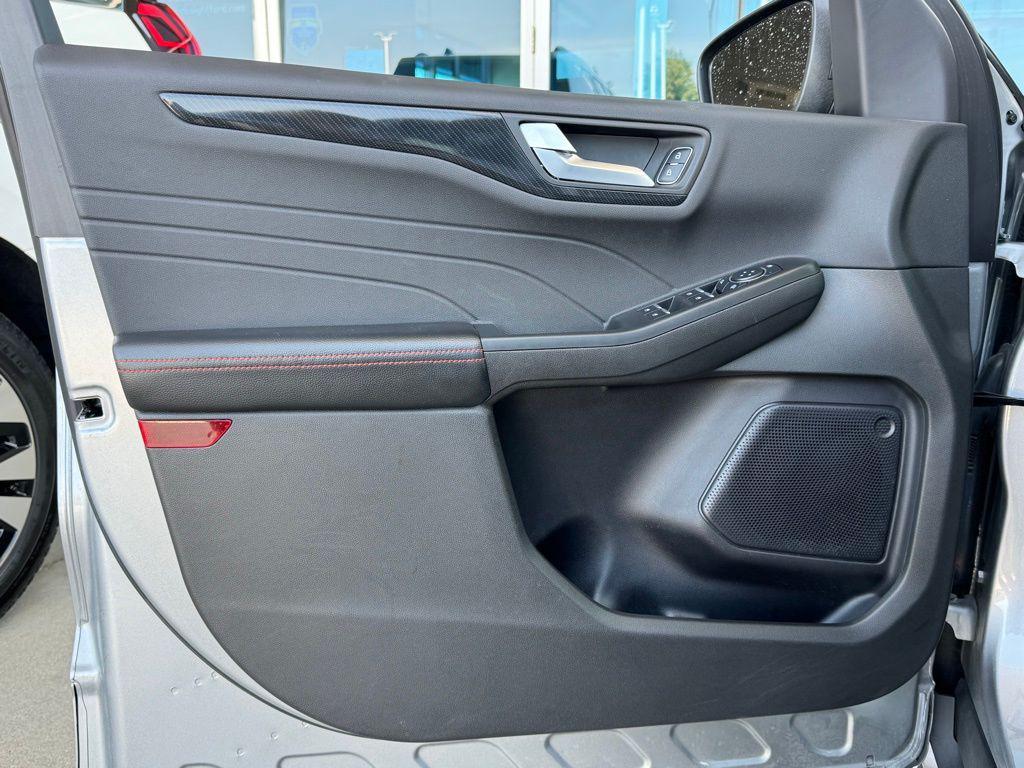used 2023 Ford Escape car, priced at $23,391