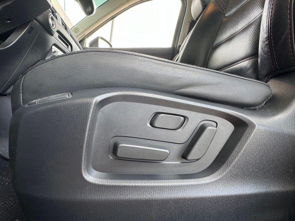 used 2022 Mazda CX-5 car, priced at $25,356