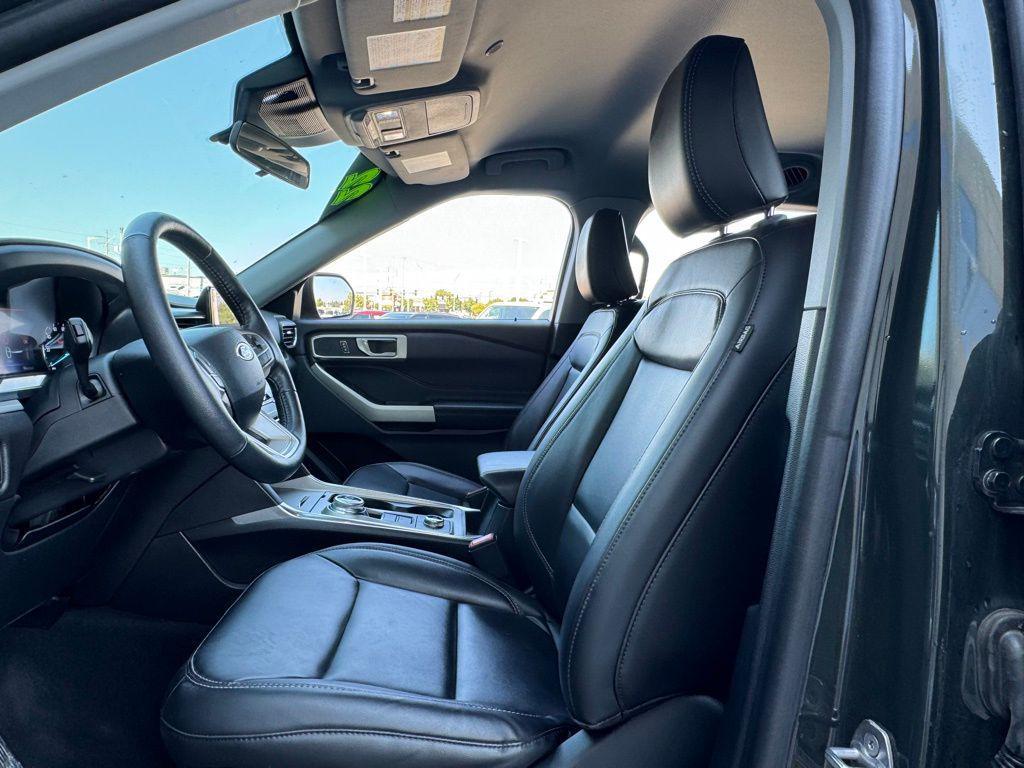 used 2022 Ford Explorer car, priced at $27,000