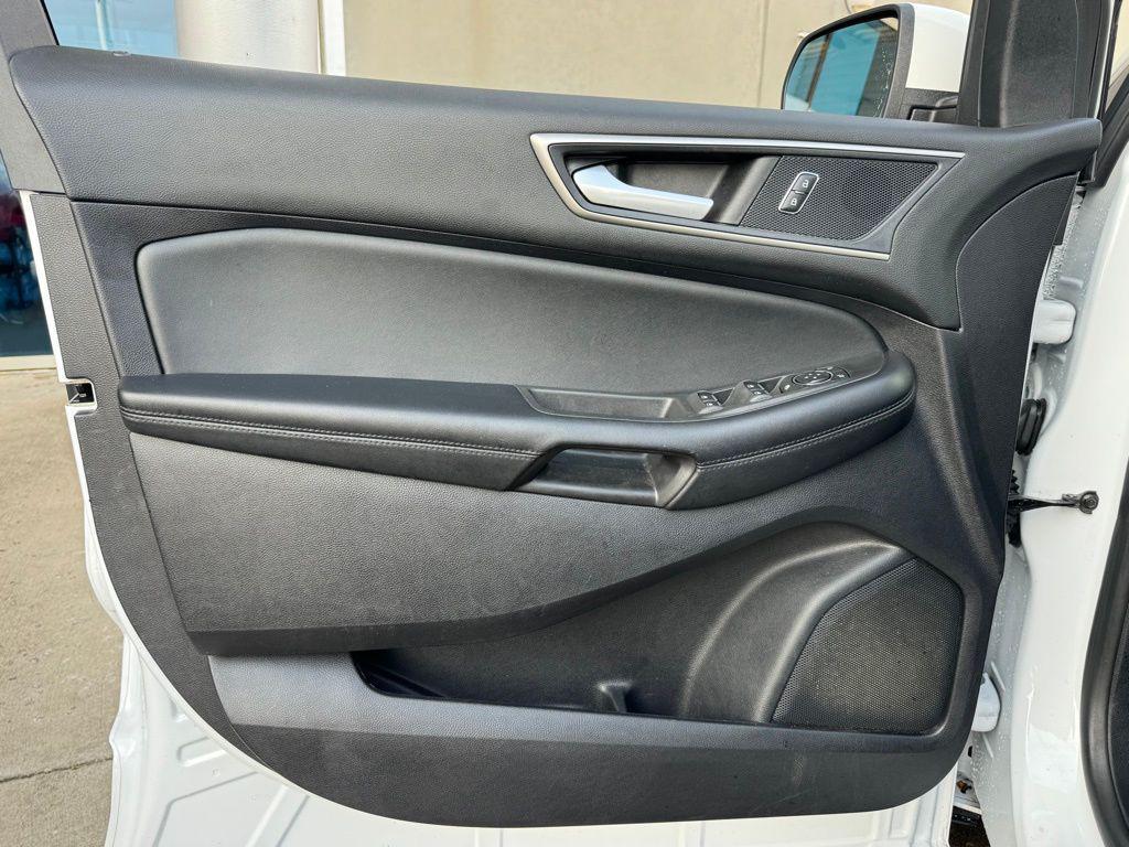 used 2022 Ford Edge car, priced at $25,284