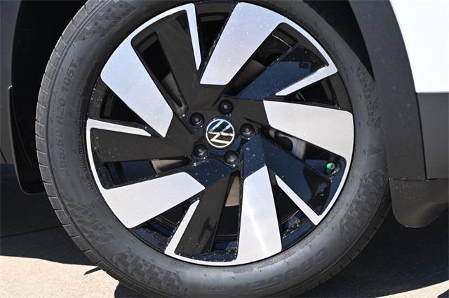 new 2025 Volkswagen Atlas Cross Sport car, priced at $41,185