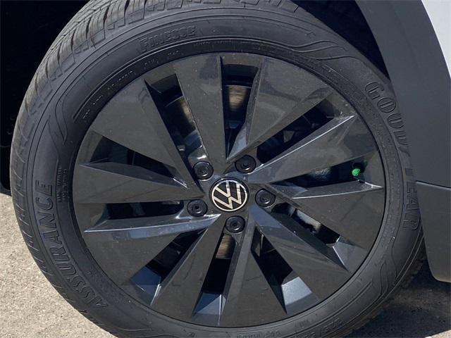 new 2024 Volkswagen Taos car, priced at $23,794