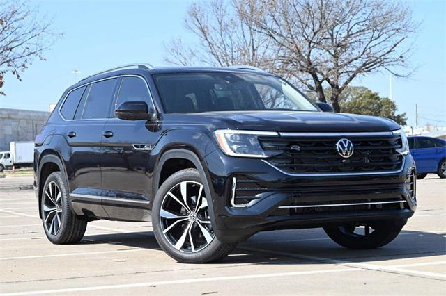 new 2025 Volkswagen Atlas car, priced at $54,604