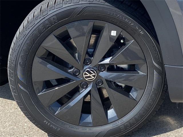 new 2024 Volkswagen Taos car, priced at $24,636