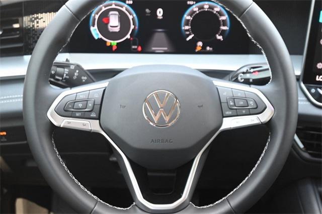 new 2025 Volkswagen Tiguan car, priced at $32,187