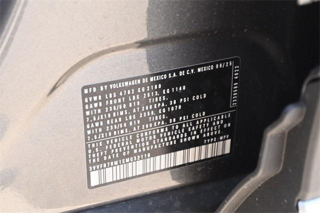 new 2025 Volkswagen Tiguan car, priced at $32,187