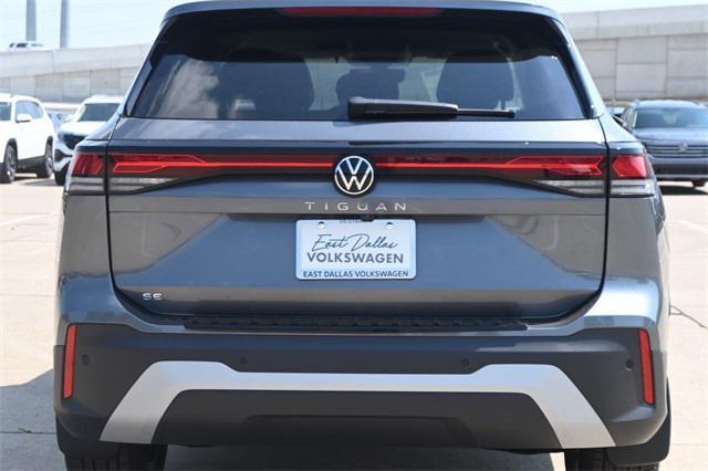 new 2025 Volkswagen Tiguan car, priced at $32,187