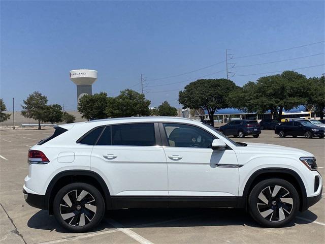 new 2024 Volkswagen Atlas Cross Sport car, priced at $40,477