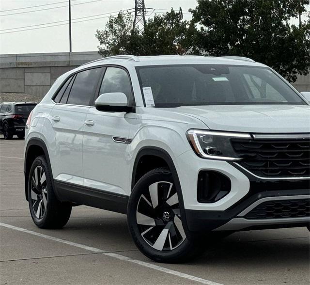 new 2024 Volkswagen Atlas Cross Sport car, priced at $39,470