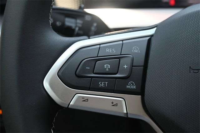 new 2025 Volkswagen Tiguan car, priced at $32,913