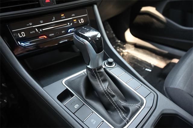 new 2025 Volkswagen Jetta car, priced at $23,579