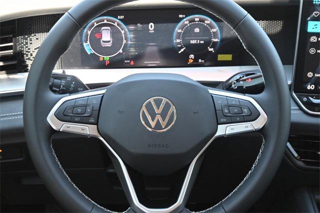 new 2025 Volkswagen Tiguan car, priced at $32,926