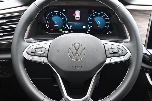 new 2025 Volkswagen Atlas car, priced at $49,606