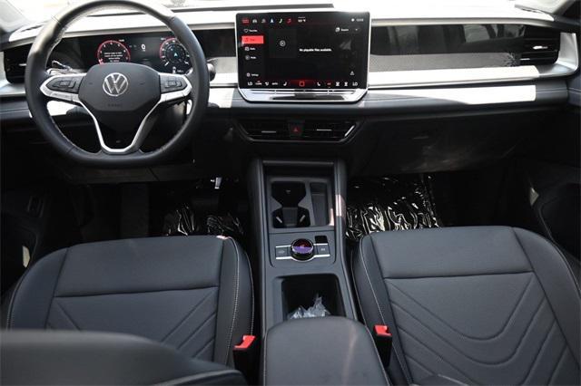 new 2025 Volkswagen Tiguan car, priced at $32,187