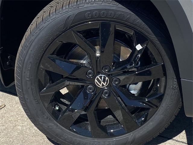 new 2024 Volkswagen Taos car, priced at $28,430