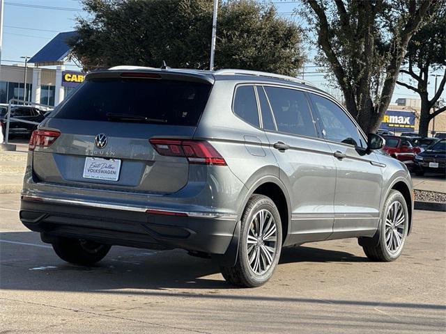 new 2024 Volkswagen Tiguan car, priced at $30,559