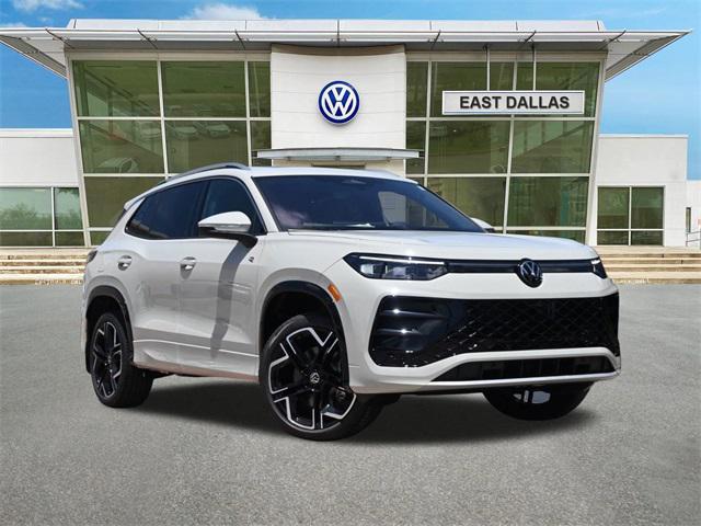 new 2025 Volkswagen Tiguan car, priced at $40,976