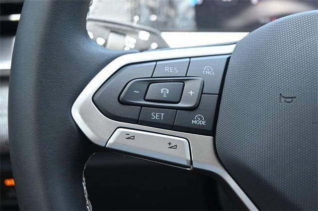 new 2025 Volkswagen Tiguan car, priced at $29,152