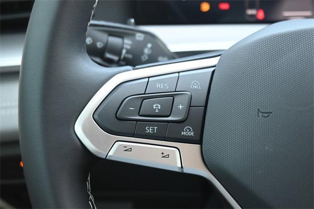 new 2025 Volkswagen Tiguan car, priced at $32,914