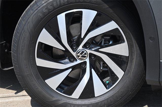 new 2025 Volkswagen Tiguan car, priced at $29,890