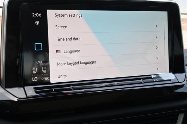 new 2025 Volkswagen Atlas car, priced at $46,826