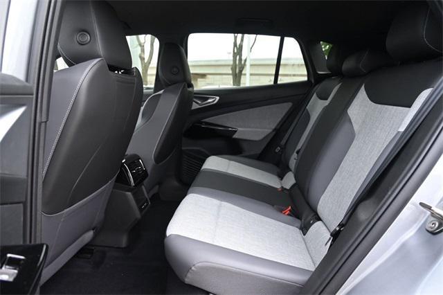 new 2025 Volkswagen ID.4 car, priced at $42,261