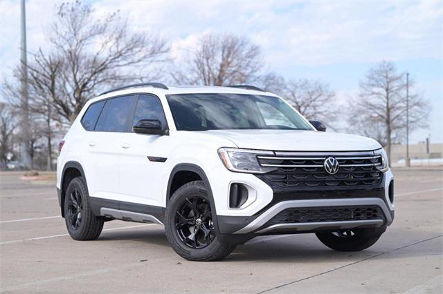 new 2025 Volkswagen Atlas car, priced at $47,076