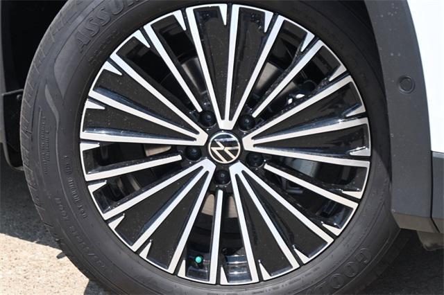 new 2025 Volkswagen Tiguan car, priced at $29,410