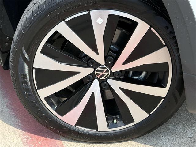 used 2024 Volkswagen Taos car, priced at $25,989
