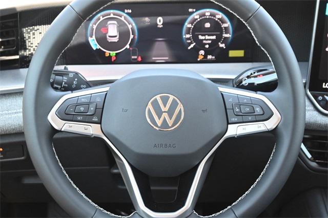 new 2025 Volkswagen Tiguan car, priced at $29,890