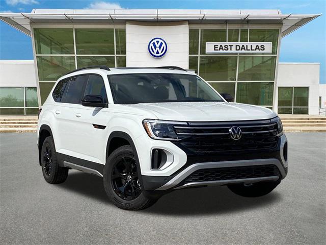 new 2025 Volkswagen Atlas car, priced at $50,054