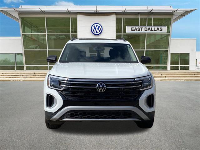 new 2025 Volkswagen Atlas car, priced at $50,054