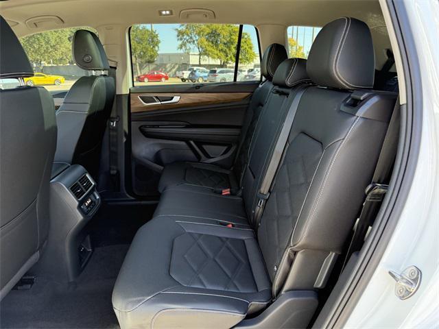 new 2026 Volkswagen Atlas car, priced at $46,986